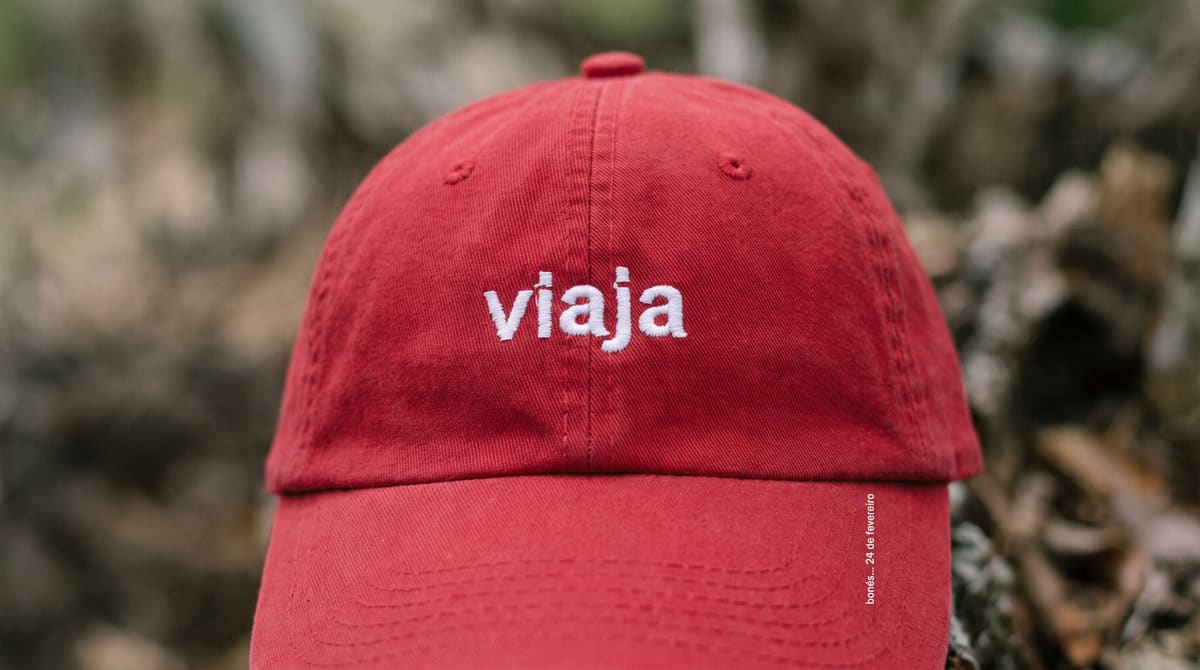 Boné Viaja
